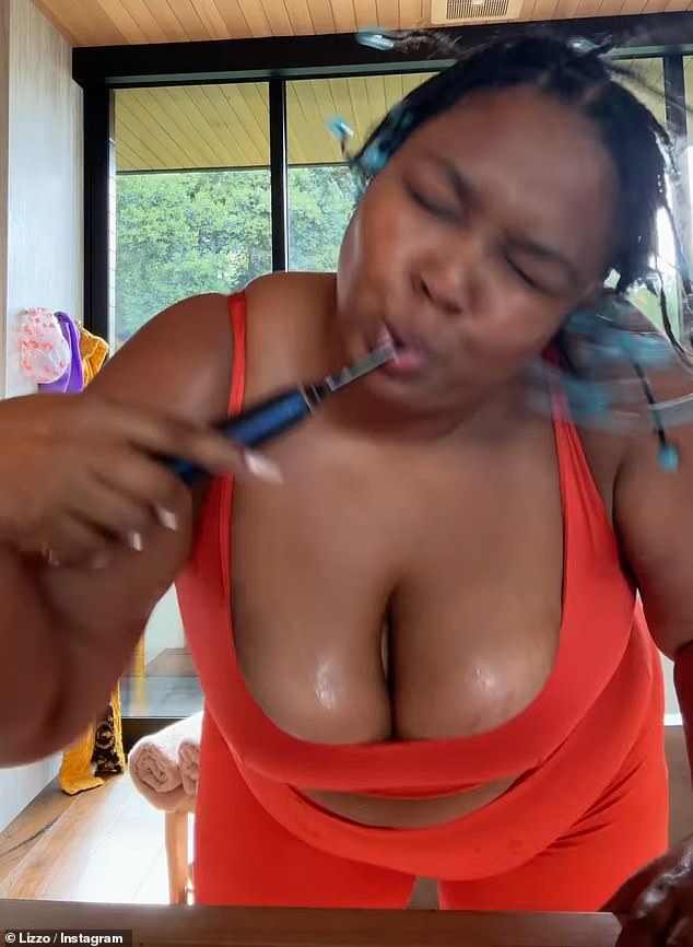 Bust a move! In the clip, the 35-year-old performer proved she's the ultimate mulтιтasker as she brushed her teeth while busting a move to rapper Playboi Carti's track Sky