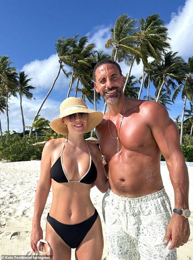 Kate Ferdinand showed off her toned physique in a black ʙικιɴι as she posed for a loved-up snap with her husband Rio